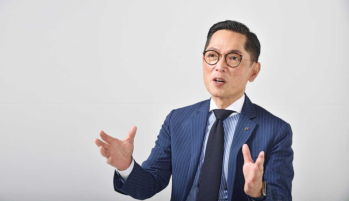 代表取締役社長 布川知則｜冨士ファニチア